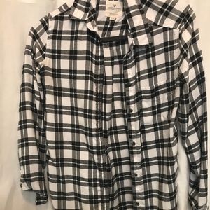 Plaid boyfriend shirt